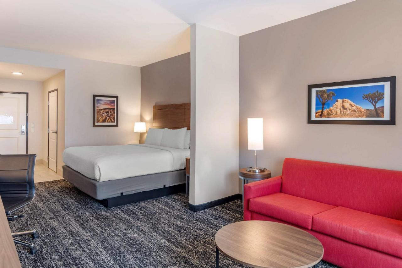 Best Western Plus Coachella Valley Inn & Suites Cathedral City Ngoại thất bức ảnh