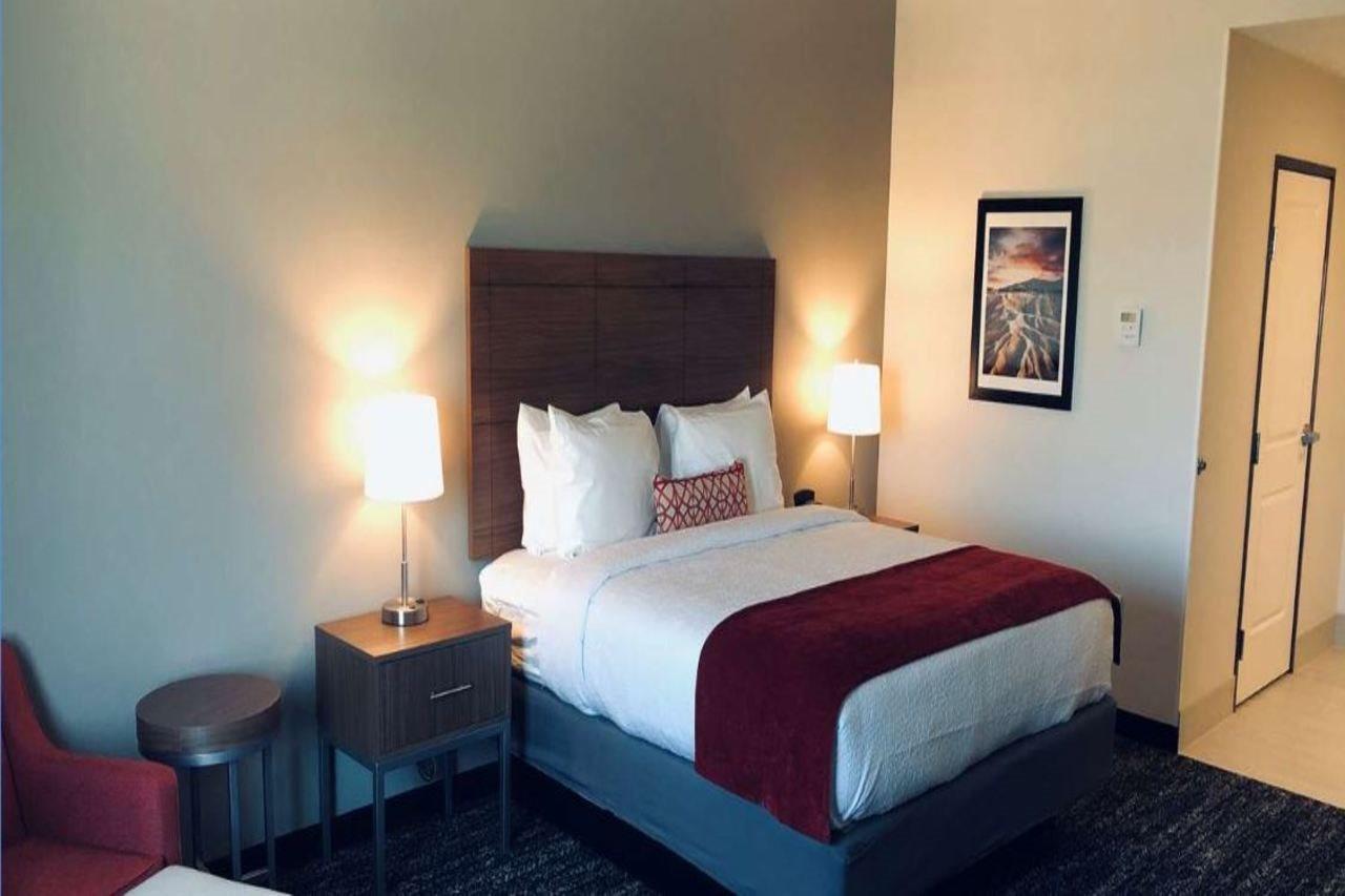 Best Western Plus Coachella Valley Inn & Suites Cathedral City Ngoại thất bức ảnh